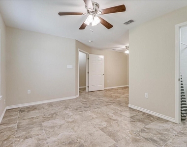 2111 E Lott Avenue - Photo Thumbnail 24