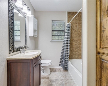 2111 E Lott Avenue - Photo Thumbnail 40