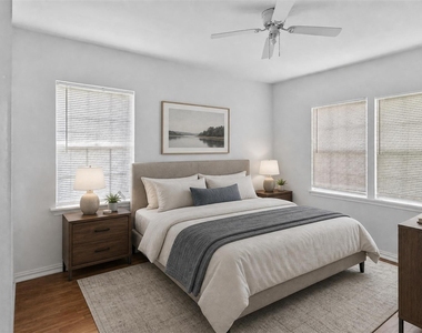 1118 Hunter Drive - Photo Thumbnail 22