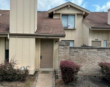 3252 Windchase Boulevard - Photo Thumbnail 2