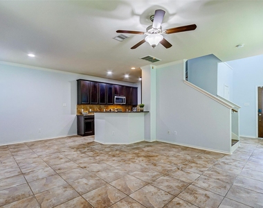 6451 Calgary Woods Lane - Photo Thumbnail 42