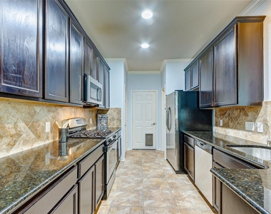 6451 Calgary Woods Lane - Photo Thumbnail 48