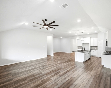 19218 Jenny Creek Court - Photo Thumbnail 10