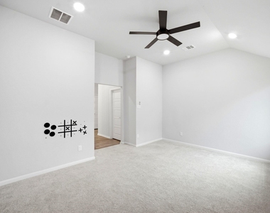 19218 Jenny Creek Court - Photo Thumbnail 8