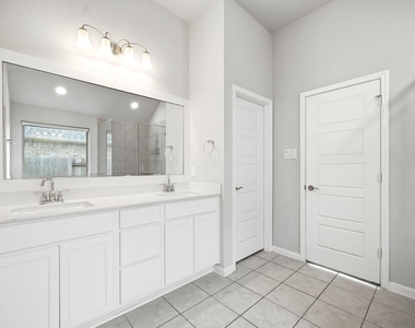 19218 Jenny Creek Court - Photo Thumbnail 21