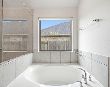 19218 Jenny Creek Court - Photo Thumbnail 20