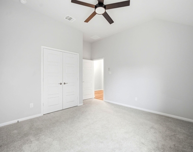 19218 Jenny Creek Court - Photo Thumbnail 26