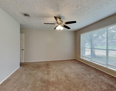 7339 Boysenberry Lane - Photo Thumbnail 8