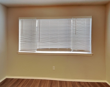 7339 Boysenberry Lane - Photo Thumbnail 6