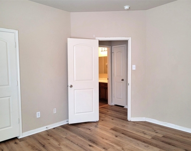26319 Longview Creek Drive - Photo Thumbnail 31