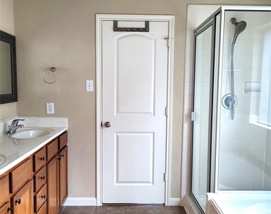 26319 Longview Creek Drive - Photo Thumbnail 22