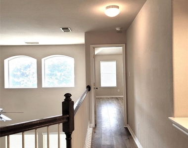 26319 Longview Creek Drive - Photo Thumbnail 18