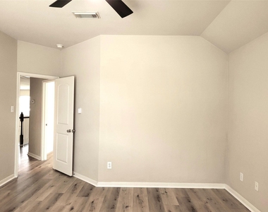 26319 Longview Creek Drive - Photo Thumbnail 38