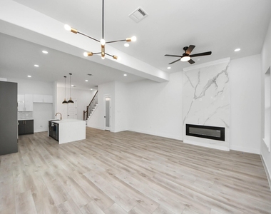 2911 Wichita Street - Photo Thumbnail 23