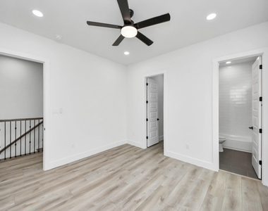 2911 Wichita Street - Photo Thumbnail 34