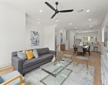 4808 Cochran Street - Photo Thumbnail 3