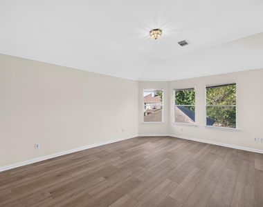1727 Emma Cove Court - Photo Thumbnail 26