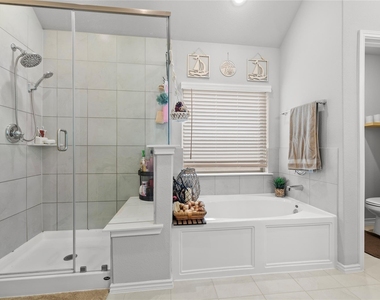 8727 Gleaming Village Way - Photo Thumbnail 17