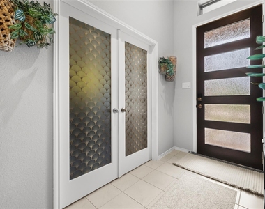 8727 Gleaming Village Way - Photo Thumbnail 4