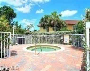 13150 Bella Casa Circle - Photo Thumbnail 16