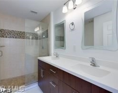 13150 Bella Casa Circle - Photo Thumbnail 5