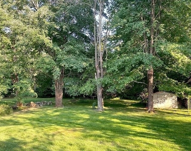 370 Wallis - Photo Thumbnail 32