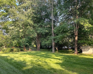 370 Wallis - Photo Thumbnail 33