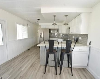 20551 Tahitian Boulevard - Photo Thumbnail 1
