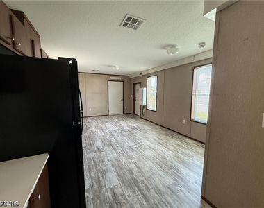 12120 Cactus Drive - Photo Thumbnail 1