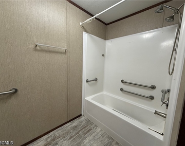 12120 Cactus Drive - Photo Thumbnail 6