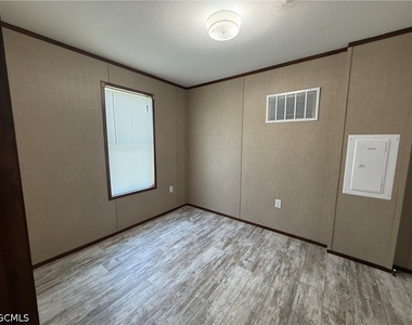 12120 Cactus Drive - Photo Thumbnail 8