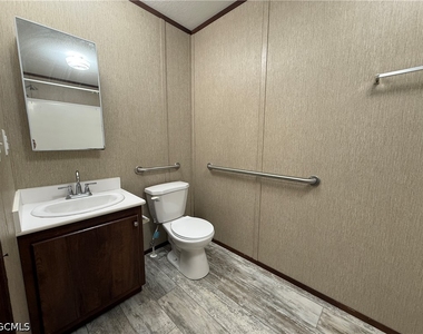 12120 Cactus Drive - Photo Thumbnail 5
