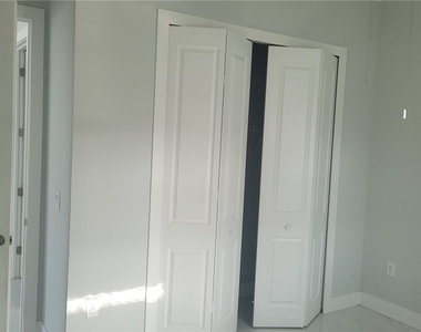 653 Foxchase Drive - Photo Thumbnail 30