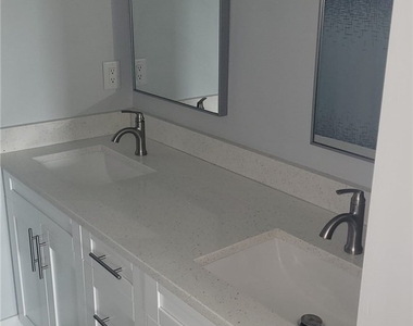 653 Foxchase Drive - Photo Thumbnail 19