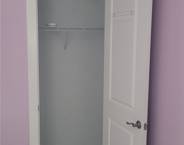 653 Foxchase Drive - Photo Thumbnail 17