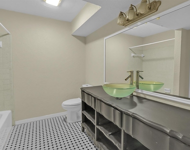 1304 Ward Road - Photo Thumbnail 13