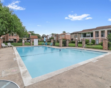 1304 Ward Road - Photo Thumbnail 18