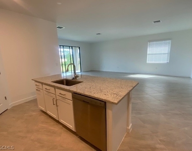11211 Timber Creek Drive - Photo Thumbnail 3