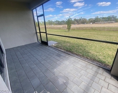 11211 Timber Creek Drive - Photo Thumbnail 16
