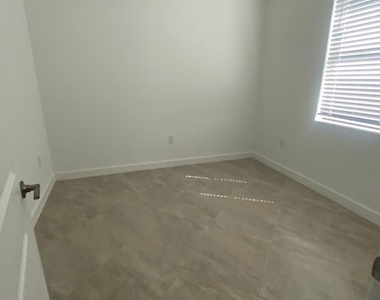 11211 Timber Creek Drive - Photo Thumbnail 12