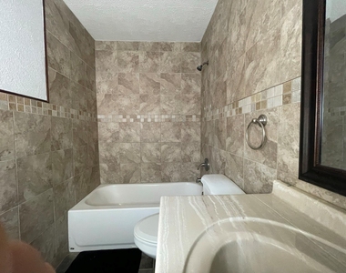 3103 Sam Houston Drive - Photo Thumbnail 23