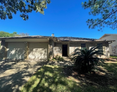 3103 Sam Houston Drive - Photo Thumbnail 26