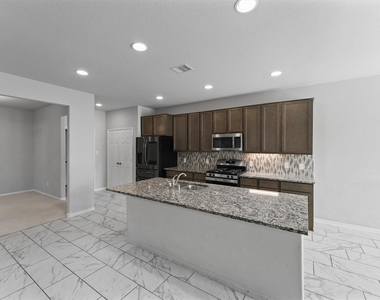 5443 Grand View Drive - Photo Thumbnail 2