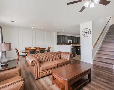 18607 Shavano Court - Photo Thumbnail 5