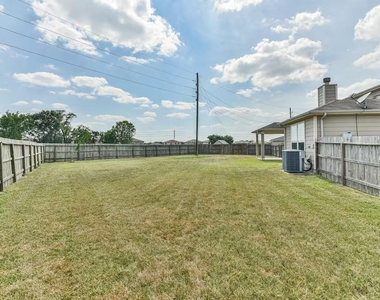 18607 Shavano Court - Photo Thumbnail 34