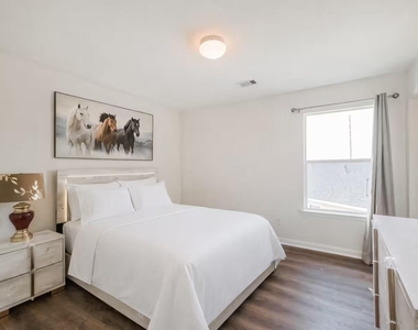 18607 Shavano Court - Photo Thumbnail 28