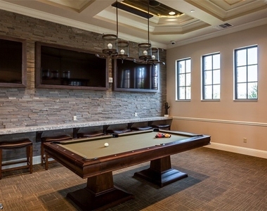 9353 Glenforest Drive - Photo Thumbnail 28