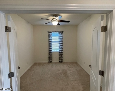 9353 Glenforest Drive - Photo Thumbnail 13