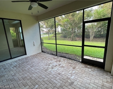 9353 Glenforest Drive - Photo Thumbnail 19