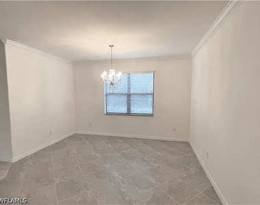 9353 Glenforest Drive - Photo Thumbnail 5